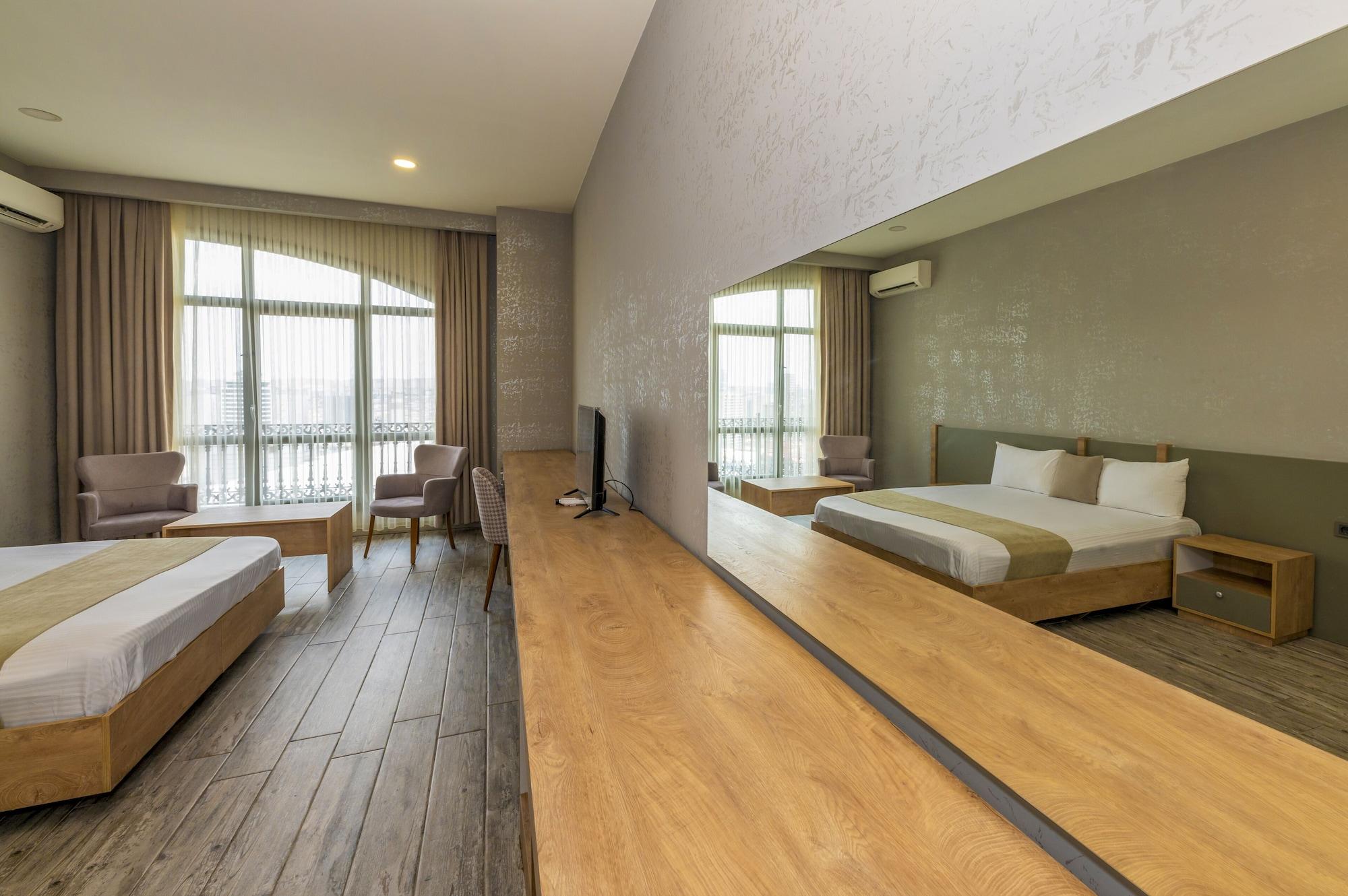 Aparthotel Agora